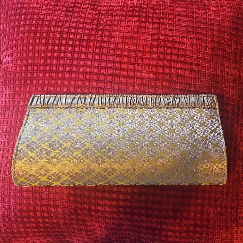 Vintage Clutch IMAGES 1981